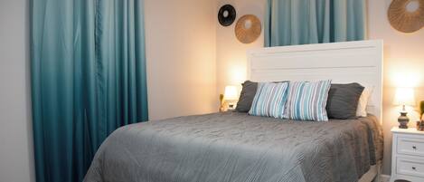 3 soverom, strykejern/-brett, wi-fi og sengetøy