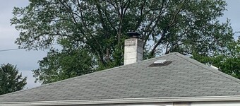 Simple & peaceful home, very quiet street. near University of Toledo - Pets OK