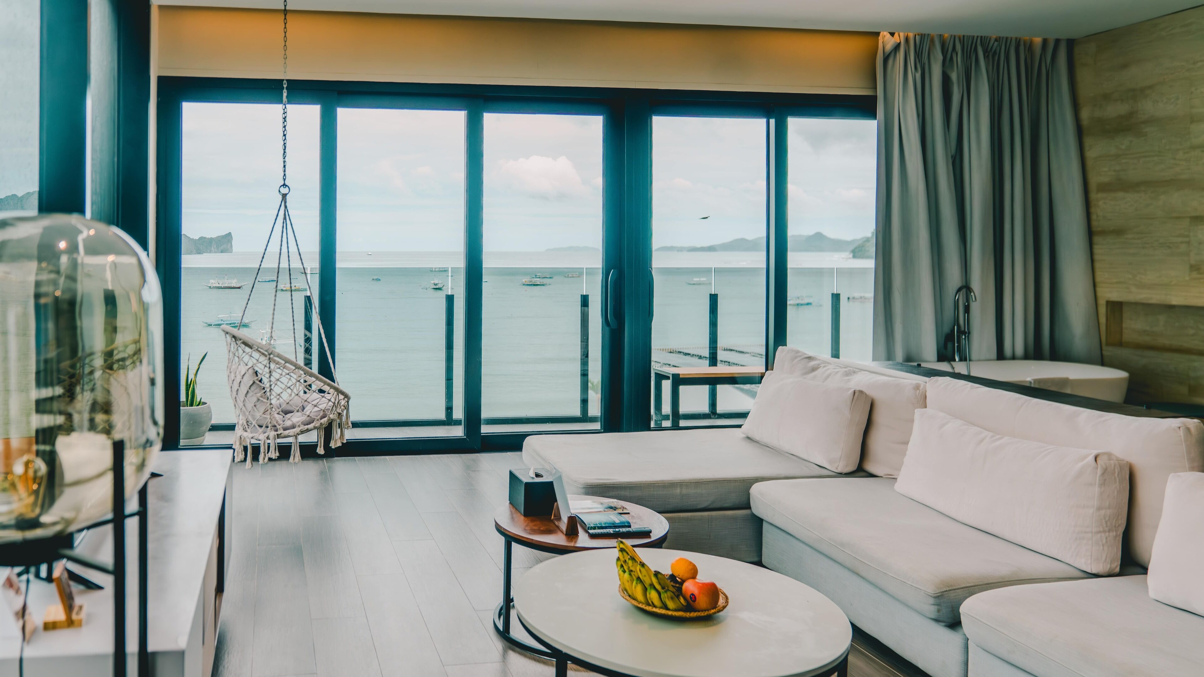 Presidential Suite, Balcony, Bay View | Living area