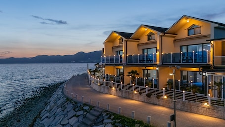 Exterior. Yeosu Baraboda Ocean View Pension