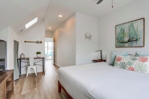 3 chambres, fer et planche à repasser, Wi-Fi, draps fournis