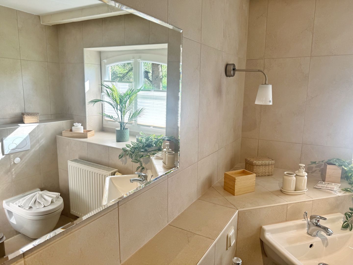 Shower, towels