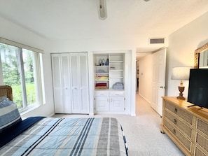Room - CT 7311 Pond and Fountain View Condo - Welcome to Paradise (Fort Pierce)