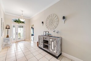 Interior - Resort Life at it's finest! Beautiful Pool Home only 10 Minutes from World Class Beaches! (Fort Myers)