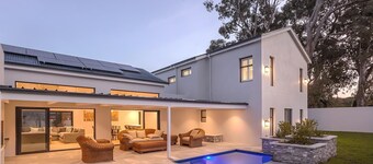 Mountain Vista Luxury Escape | Onrus | Pool | | Hot Tub