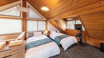 1 bedroom, desk, free WiFi, bed sheets