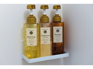 Hårføner og håndklær