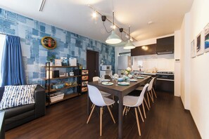 Dining - Itomans hidden uninhabited island BBQ spotkids g - Gajumaru Garden itoman / Itoman Okinawa (Itoman)