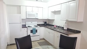 Private kitchen - Amazing apartment in a simple location near strip! (Las Vegas)