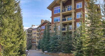 3br Ski-in/ski-out~on Mountain~lone Eagle 3053 3 Bedroom Condo by RedAwning