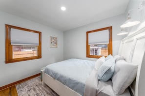 2 bedrooms, iron/ironing board, travel crib, free WiFi