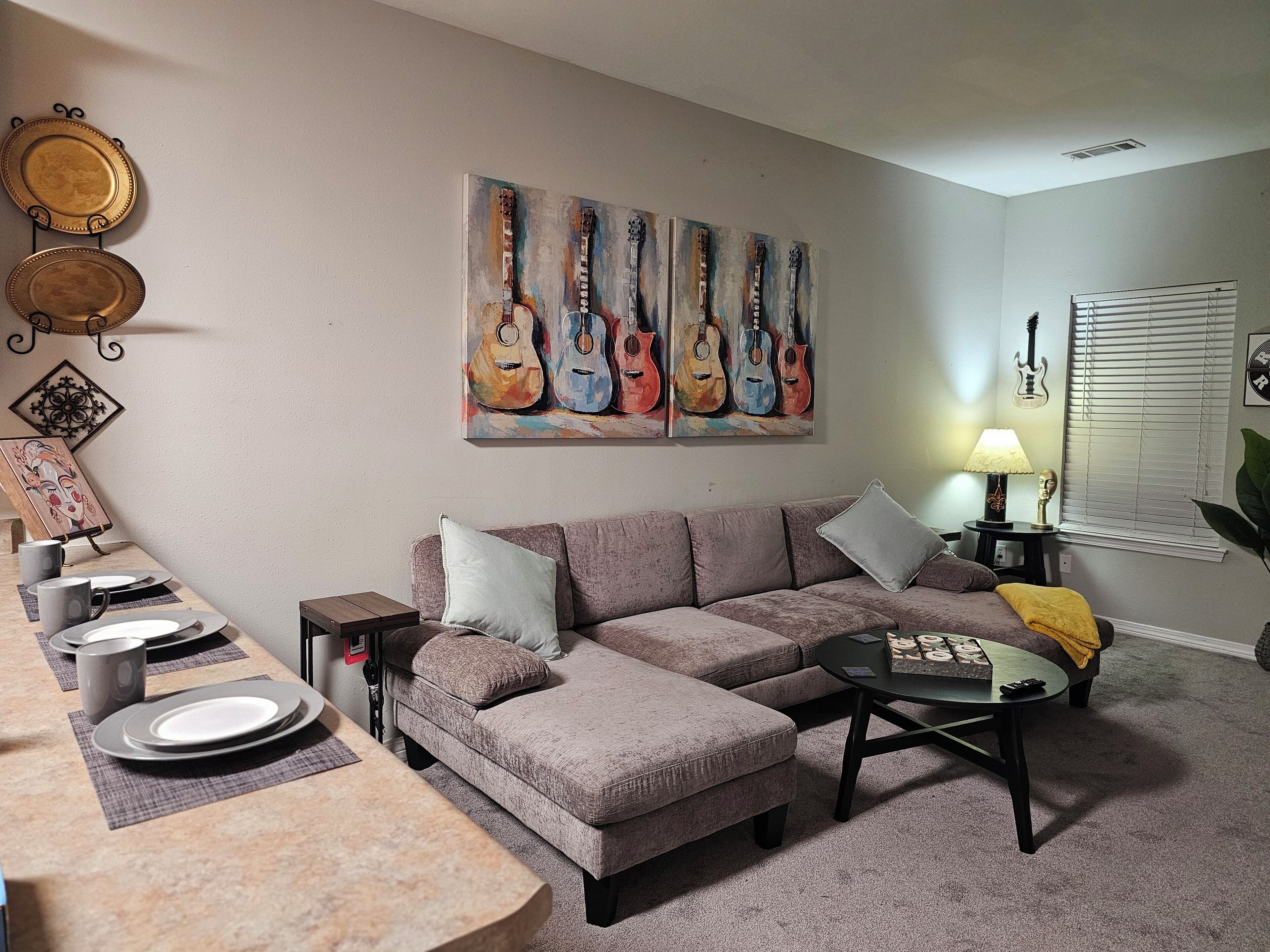 Cozy Ocean Springs Townhome minutes from OC Downtown and Biloxi 