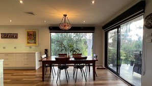 Unclassified image, 4 of 71, button - Brum's Place | Inner City Tropical Haven (Maribyrnong)