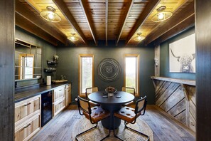 Dining - Stunning house w/ hot tub, ping pong, foosball, outdoor fire pit (Sturgis)