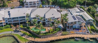 선라이즈 코브의 워터프론트