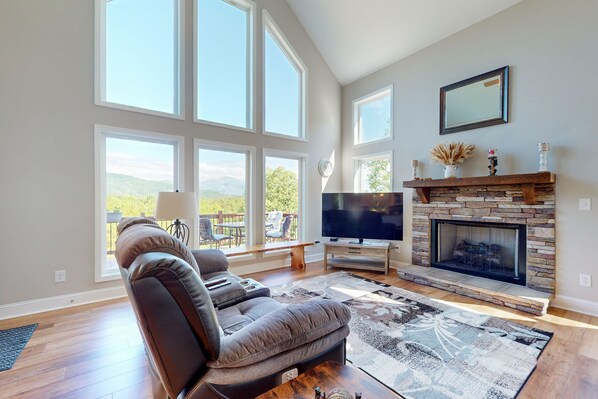 TV, fireplace - Secluded Mill Spring Retreat: Stunning Views, Luxury Amenities (Mill Spring)