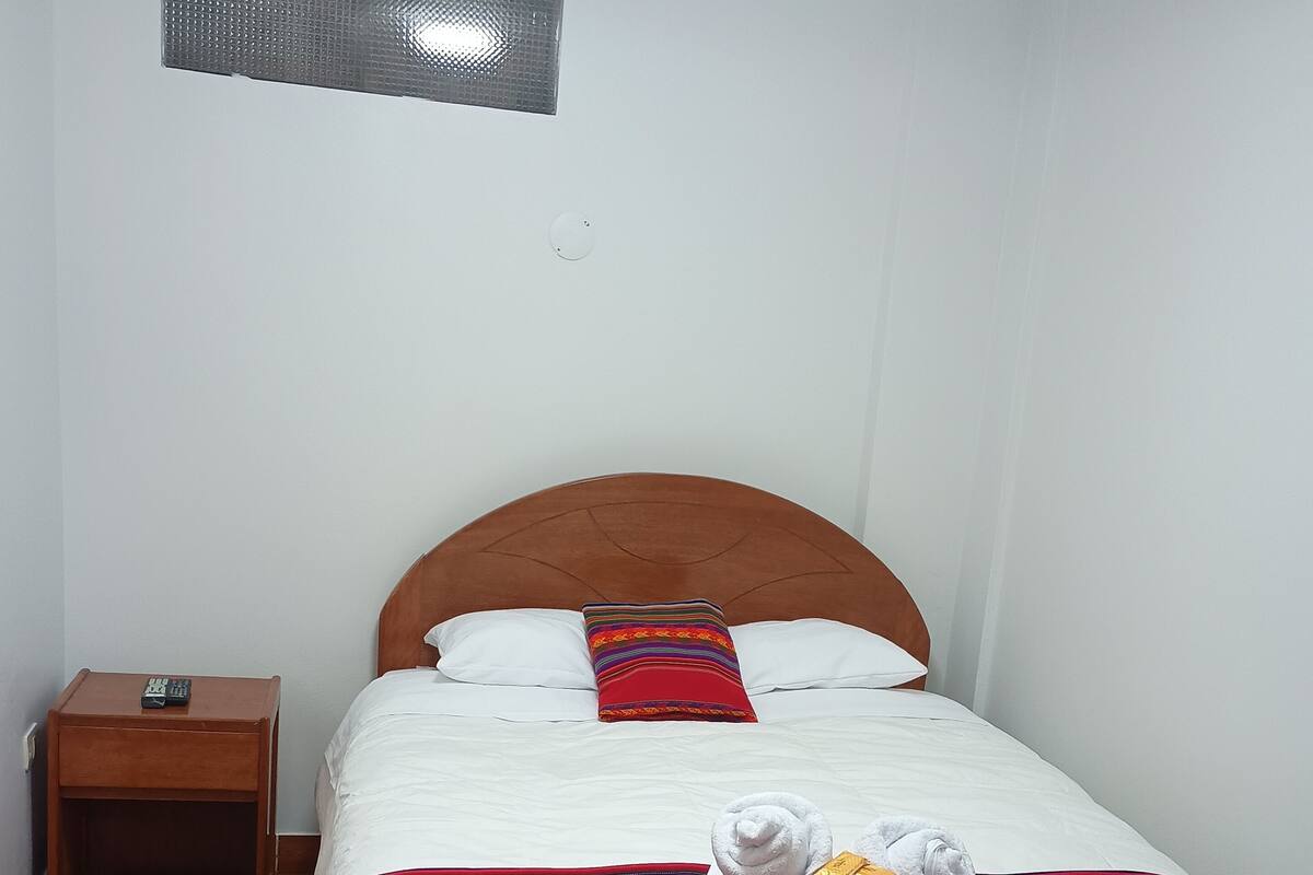 Standard Double Room, 1 Double Bed | WiFi (free), bed sheets
