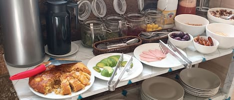 Desayuno continental incluido todos los días
