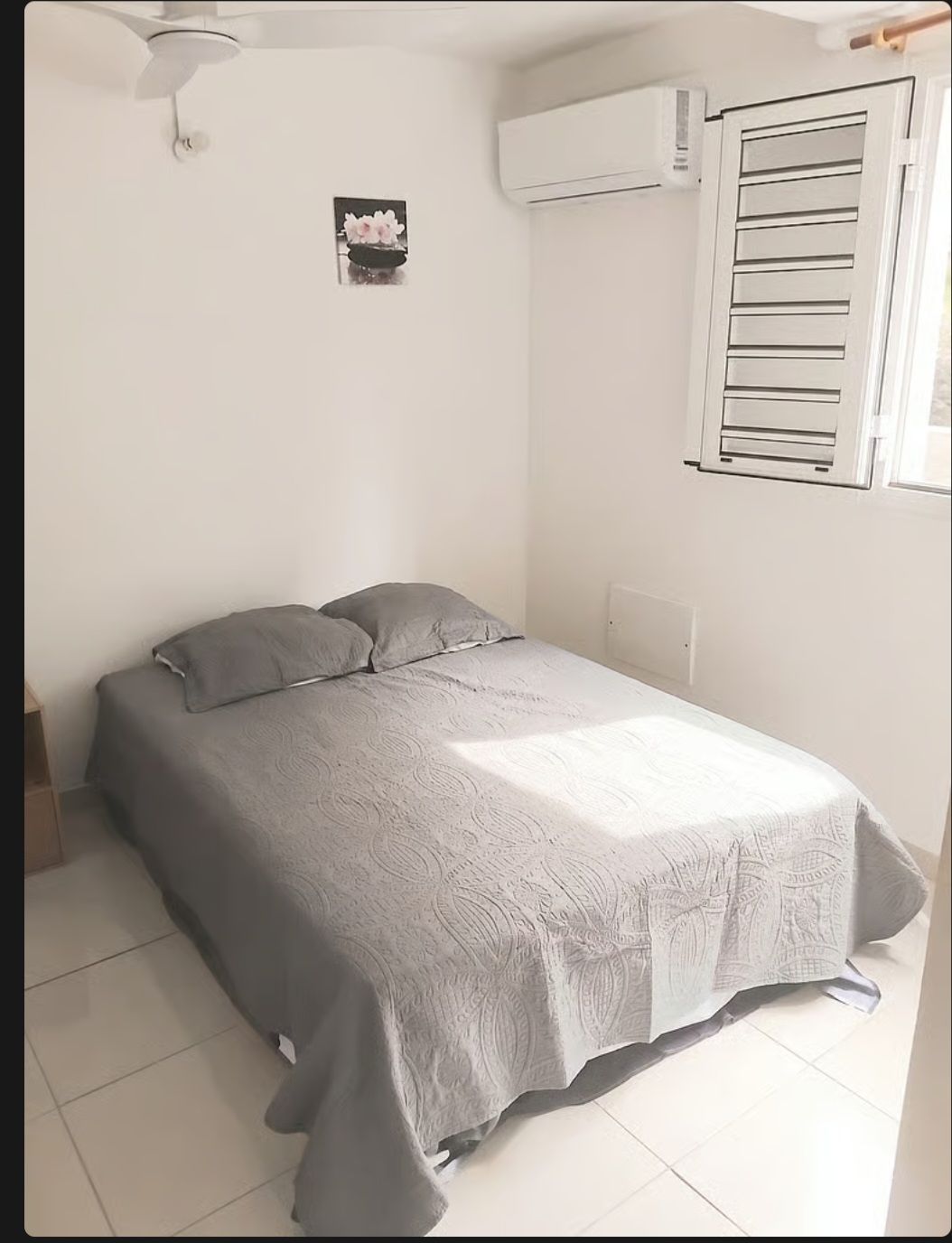 2 makuuhuonetta, silitysrauta/-lauta, vauvan matkasänky, ilmainen Wi-Fi