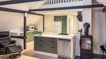 Kühlschrank, Herdplatte, Geschirrspüler