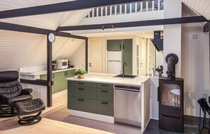 Kühlschrank, Herdplatte, Geschirrspüler