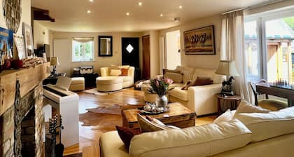 Grade II listed cottage 30 minutes to London King Cross