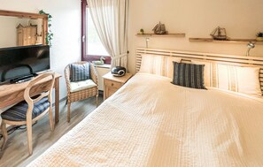 2 عدّة غرف نوم ومكواة/لوح كي وسرير سفر وواي فاي مجانًا