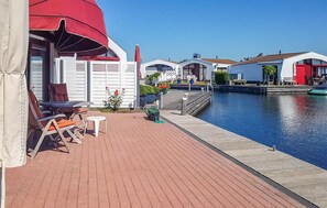 Outdoor dining - Stunning home in Lemmer with WiFi (Lemmer)