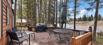 Gods County Cottage on Swan River