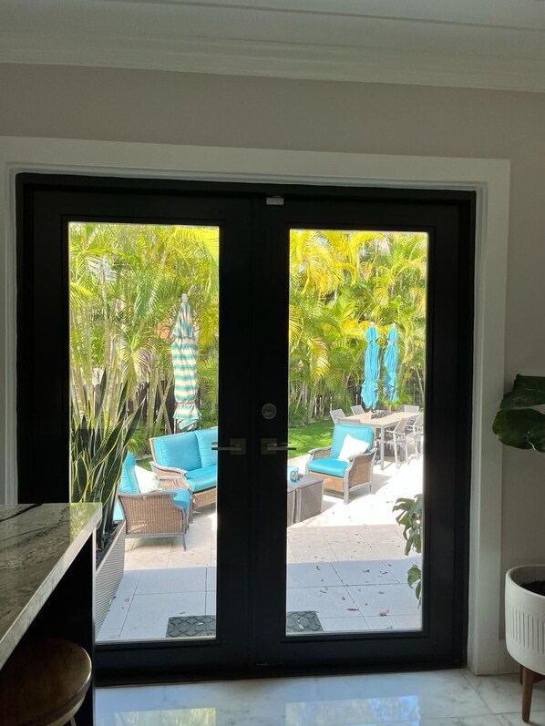 Villa, 4 habitaciones, cocineta, vista al jardín | Vista al jardín