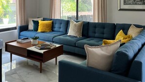 Villa, 4 camere da letto, angolo cottura, vista giardino | Soggiorno