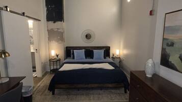 Iron/ironing board, WiFi (free), bed sheets