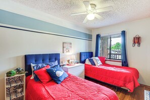 2 bedrooms, iron/ironing board, internet, bed sheets
