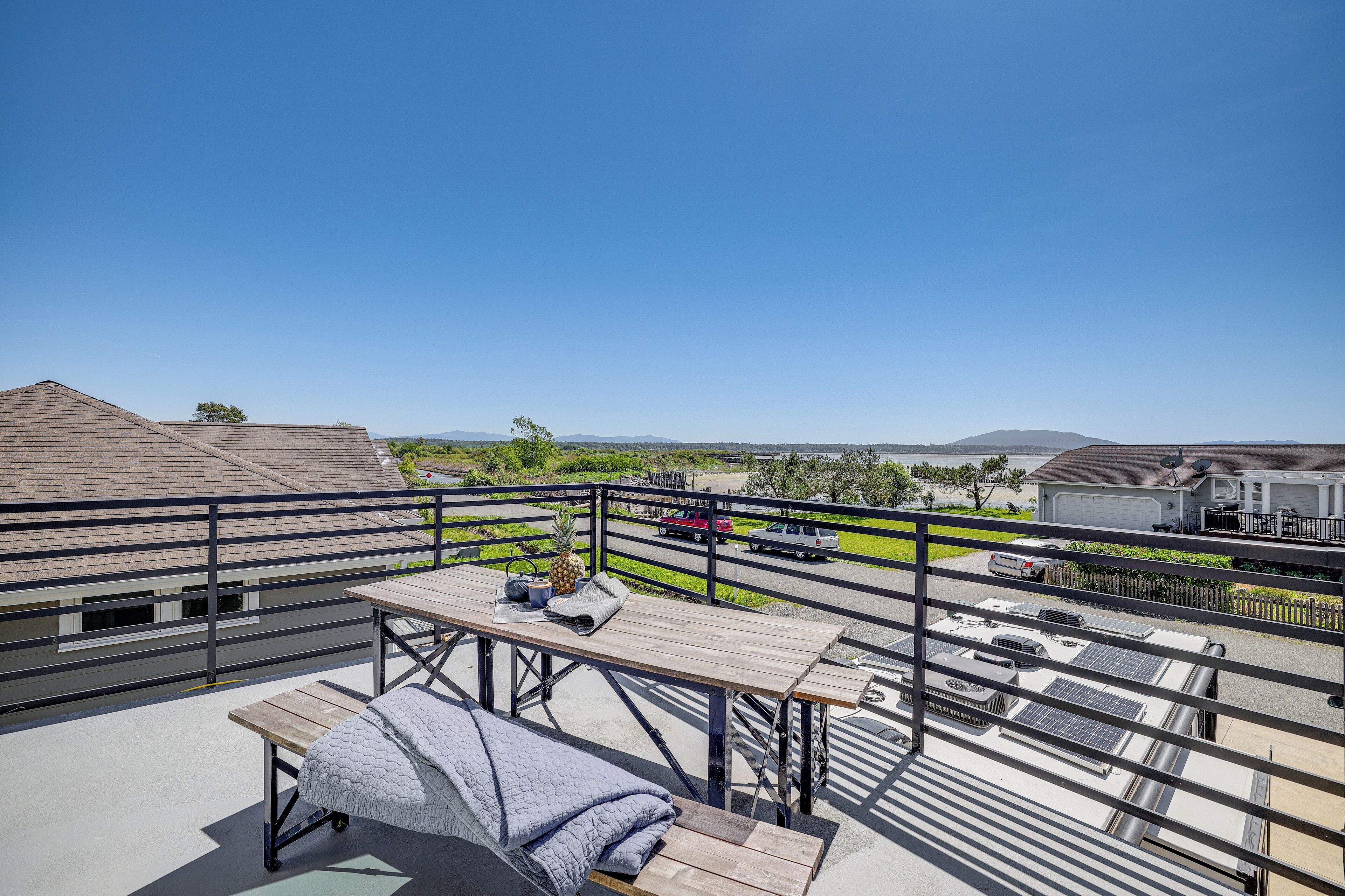 Sleek Ferndale Home w/ Ocean & Mountain Views!
