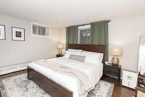 2 chambres, bureau, Wi-Fi, draps fournis