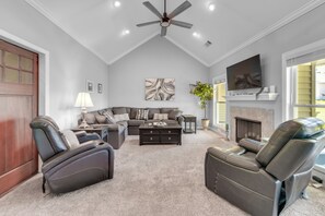 TV - Family-Friendly Eufaula Area Home w/ Boat Parking! (Abbeville)