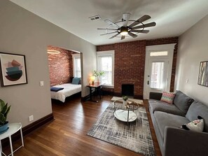 TV, offices - Big Brick 2 Bedroom apartment in Victorian Village (Columbus)