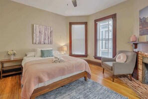 4 habitaciones, escritorio, wifi y ropa de cama 