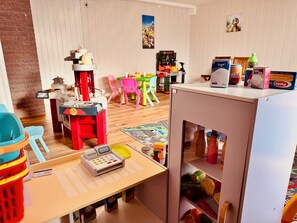 Children's area - Entire House - Terrace - Grill - Playground - Playroom
Holiday Home Taufstein 2 (Herbstein)