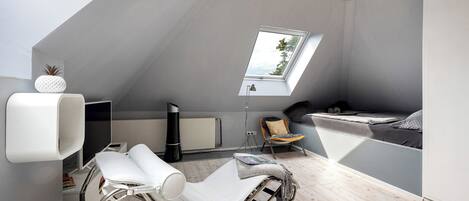 2 dormitoris, planxa i posts de planxar, wifi gratuïta i roba de llit