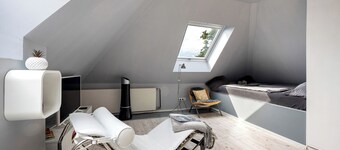 Apartment 'Im Hamburger Speckgürtel' with a Terrace, Private Garden and Wi-Fi