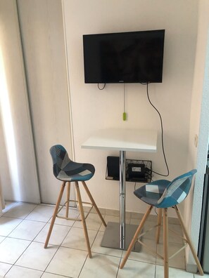 Dining - Studio Pleins Centre Ville a 5 Minutes de la mer et de la Gare à Pieds (Nice)