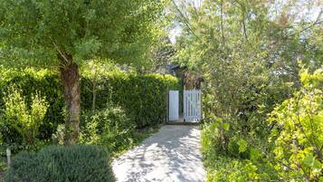 Enceinte de lâhĂ©bergement