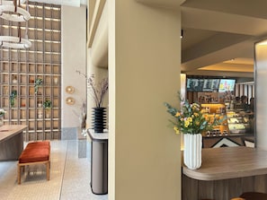 Coffee shop - Pillow B Hotel (Bangkok)