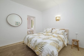 4 Schlafzimmer, Bügeleisen/Bügelbrett, WLAN, Bettwäsche