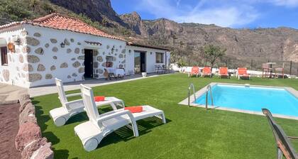 Casa Abuela María: chill garden pool