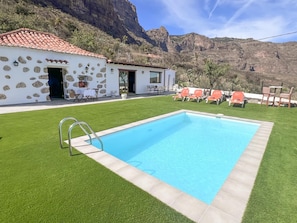 Pool - Casa Abuela María: special place for families (San Bartolomé de Tirajana)