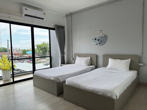 Standard Twin Room With Balcony | Vista dalla camera