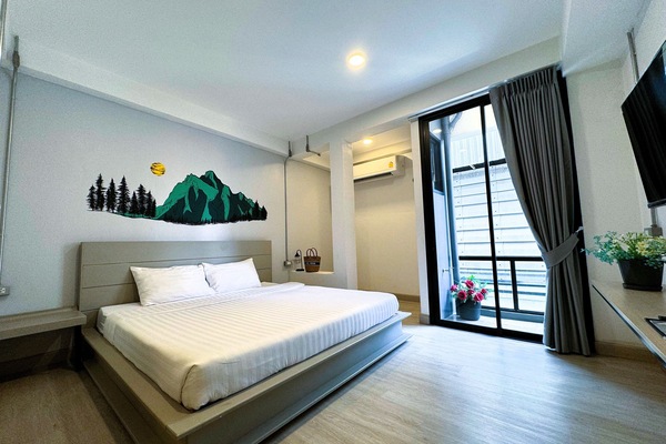 Escritorio, wifi gratis y ropa de cama