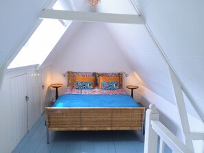 1 bedroom, iron/ironing board, WiFi, bed sheets - The Damlanderhofje Cottage (Bergen)